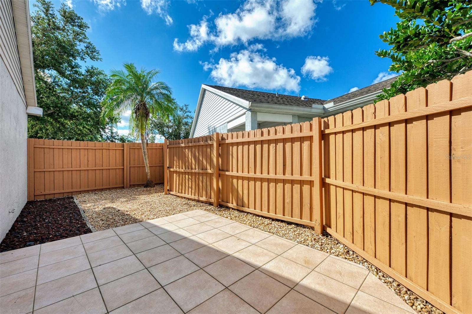 Image 27 of 42 For 607 Ironwood Circle 160