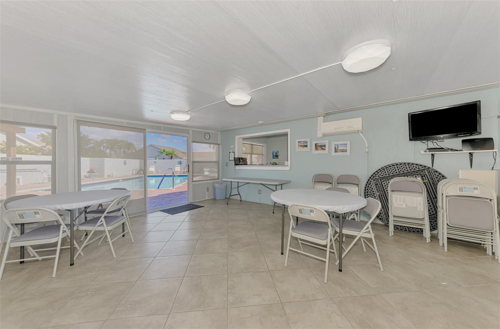 Image 36 of 42 For 607 Ironwood Circle 160