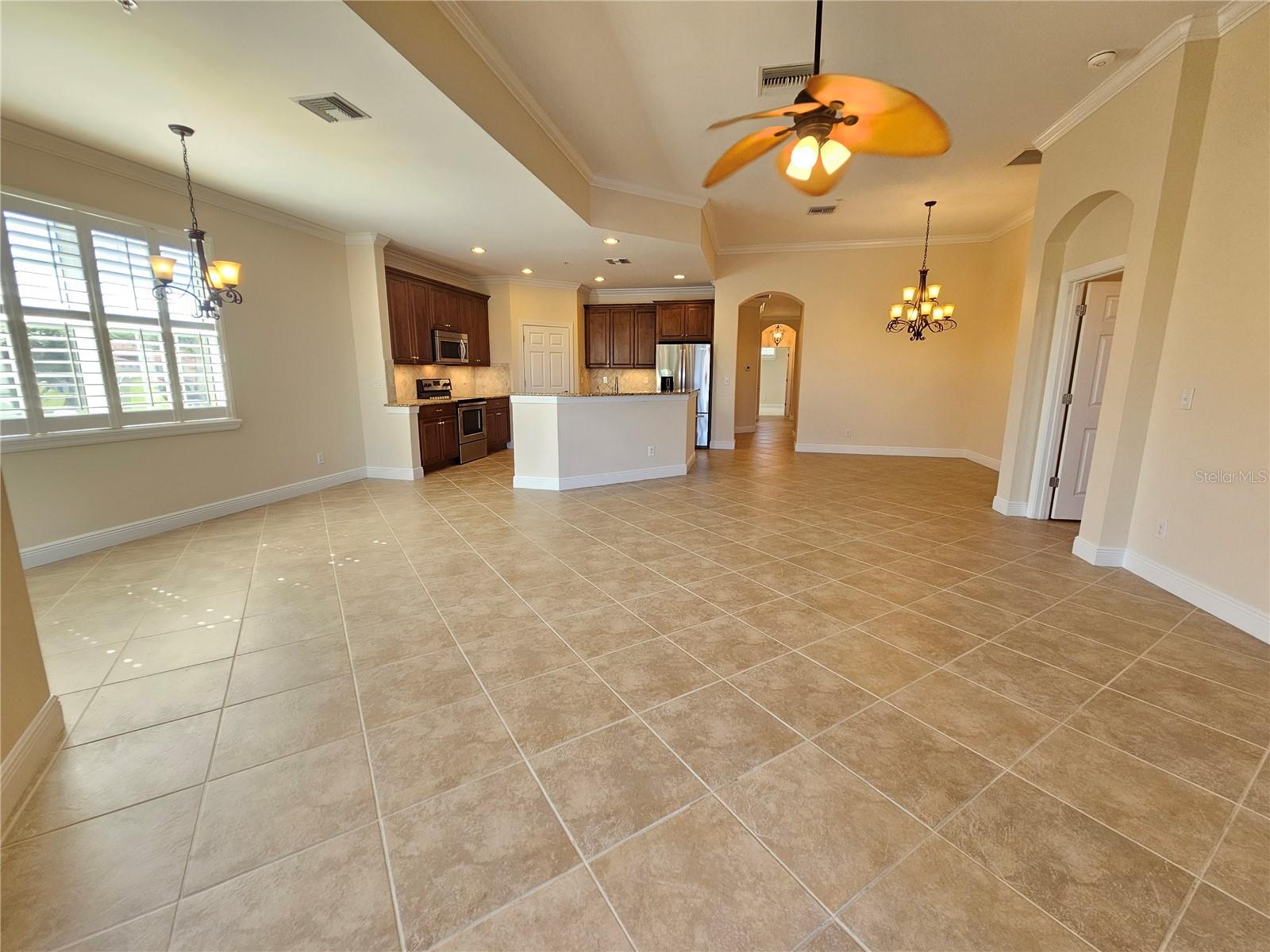 Image 22 of 54 For 209 Bella Vista Terrace 43d