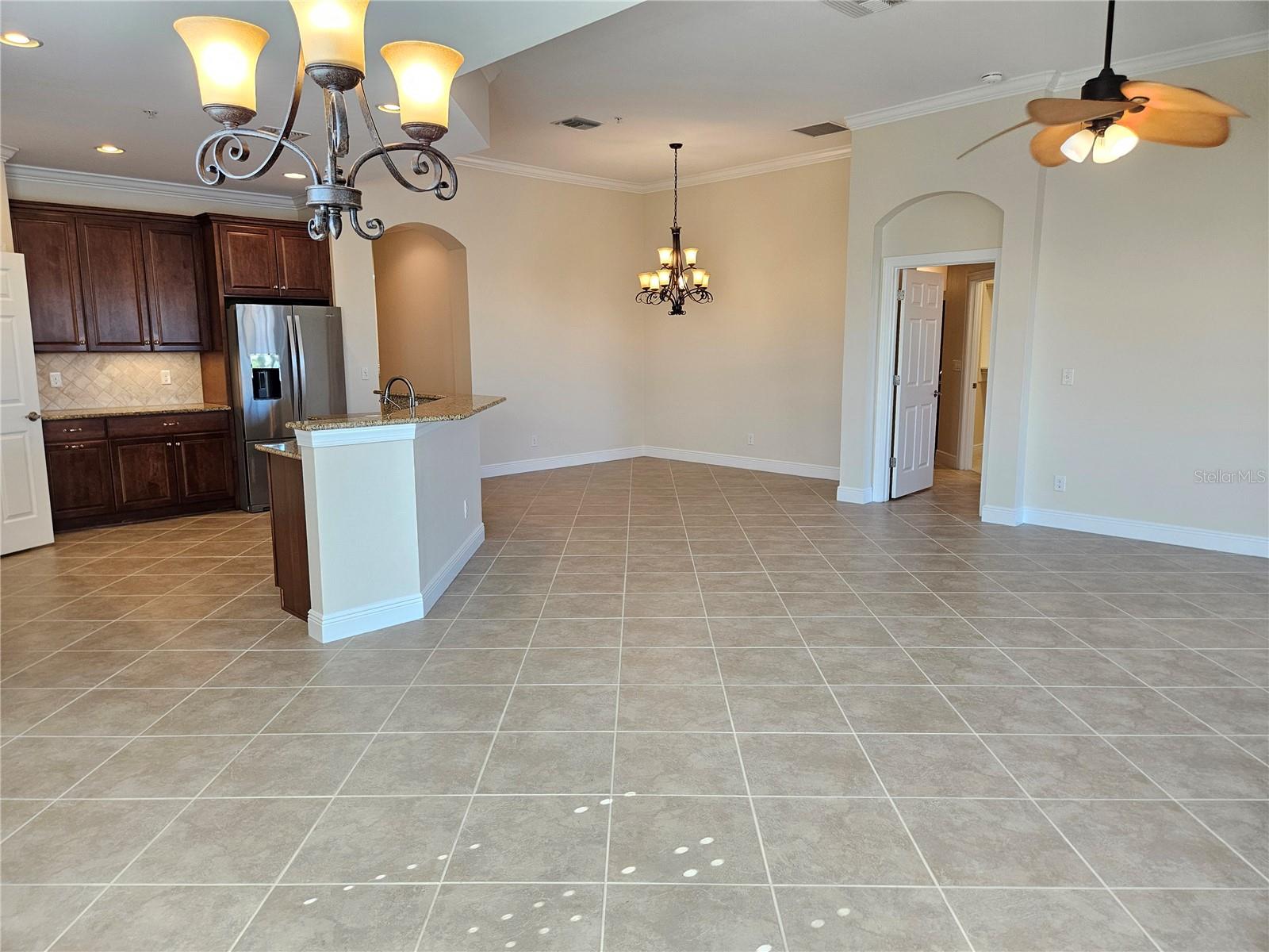 Image 23 of 54 For 209 Bella Vista Terrace 43d