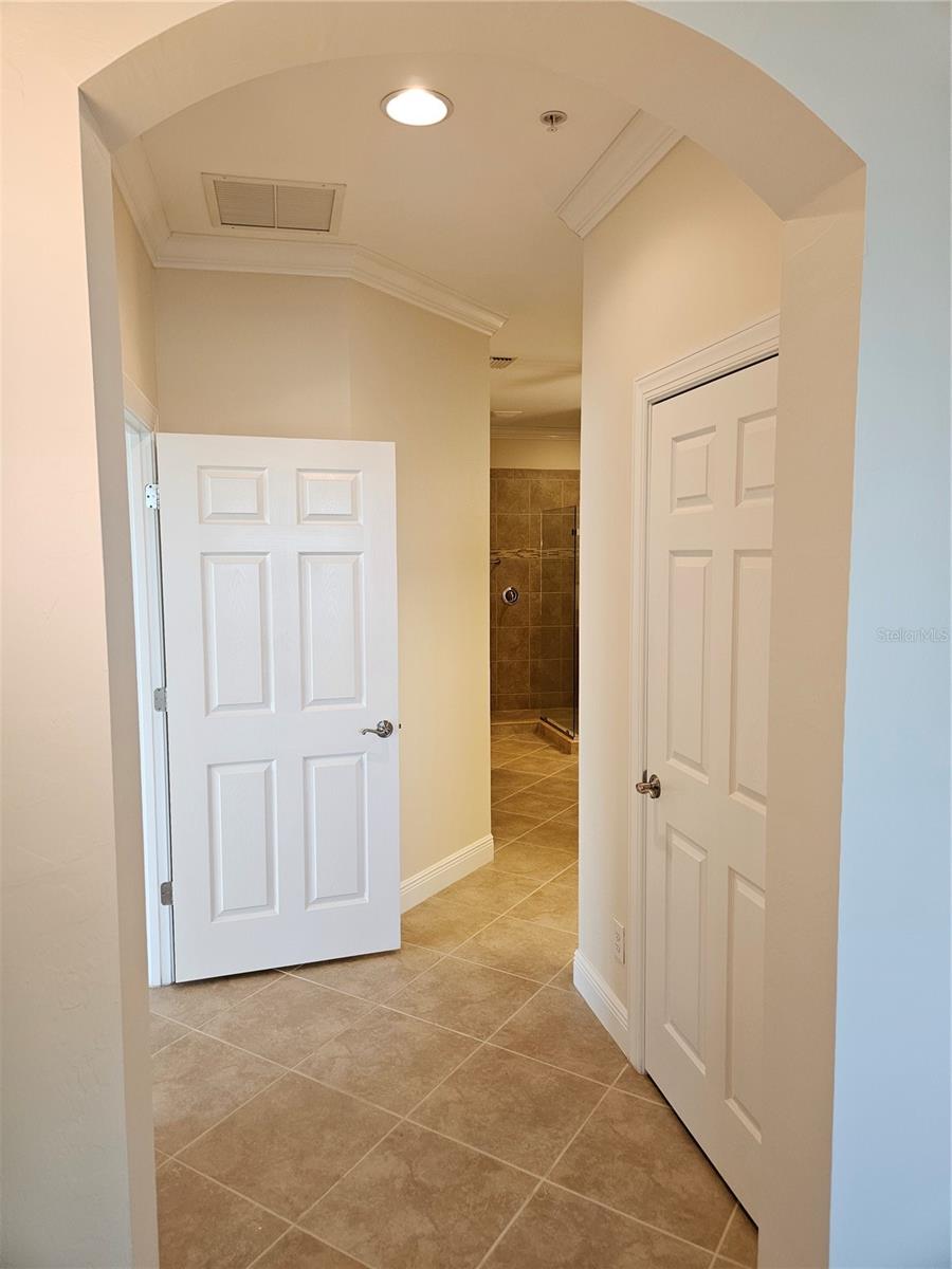 Image 40 of 54 For 209 Bella Vista Terrace 43d