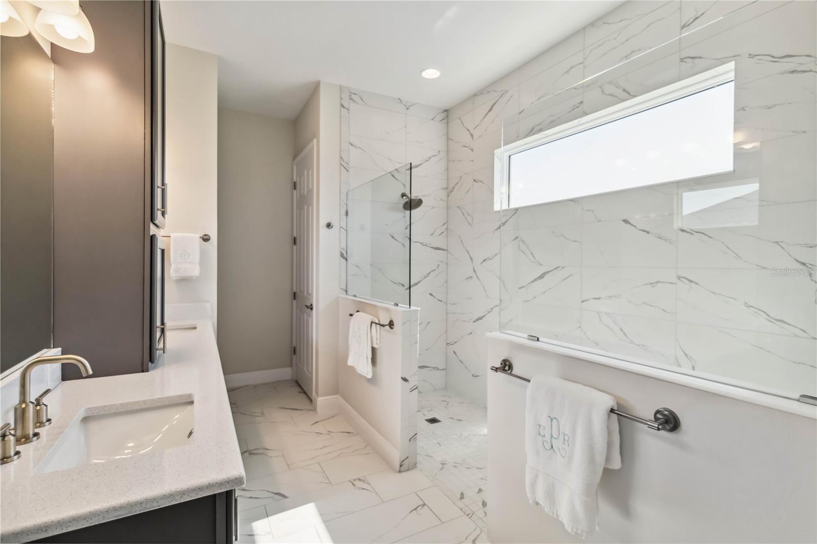 Image 37 of 60 For 4309 Renwick Drive