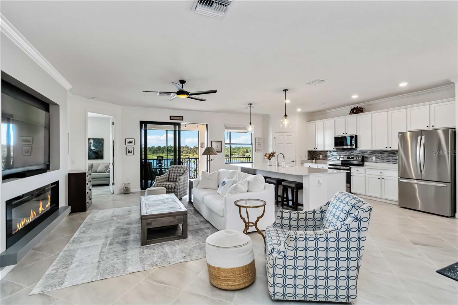 Image 18 of 68 For 10797 Tarflower Drive 202