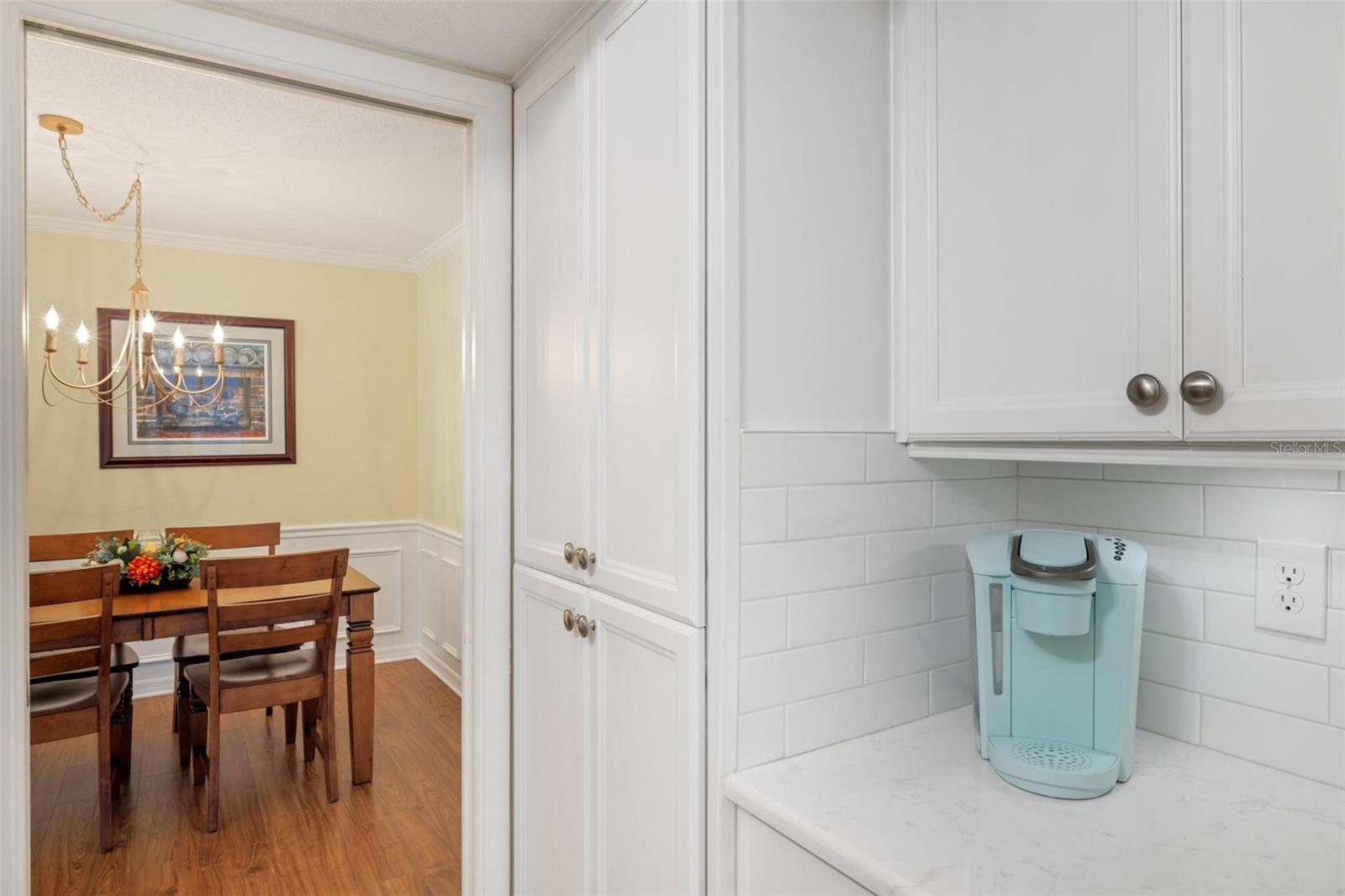 Image 20 of 56 For 1860 Mackintosh Boulevard