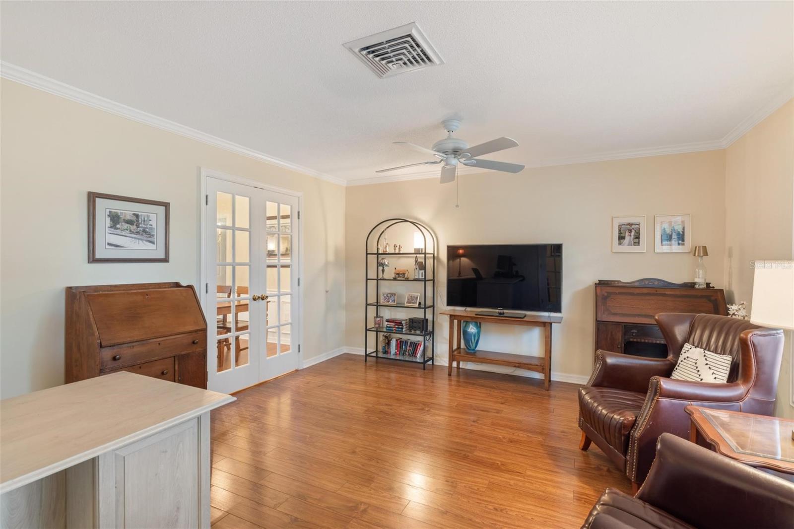 Image 26 of 56 For 1860 Mackintosh Boulevard