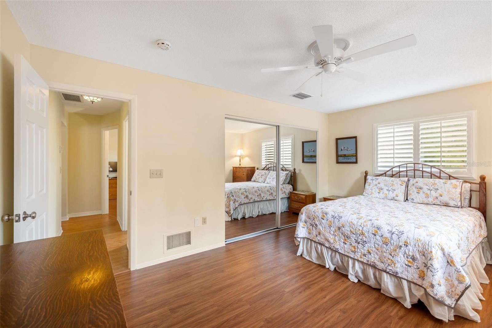 Image 36 of 56 For 1860 Mackintosh Boulevard