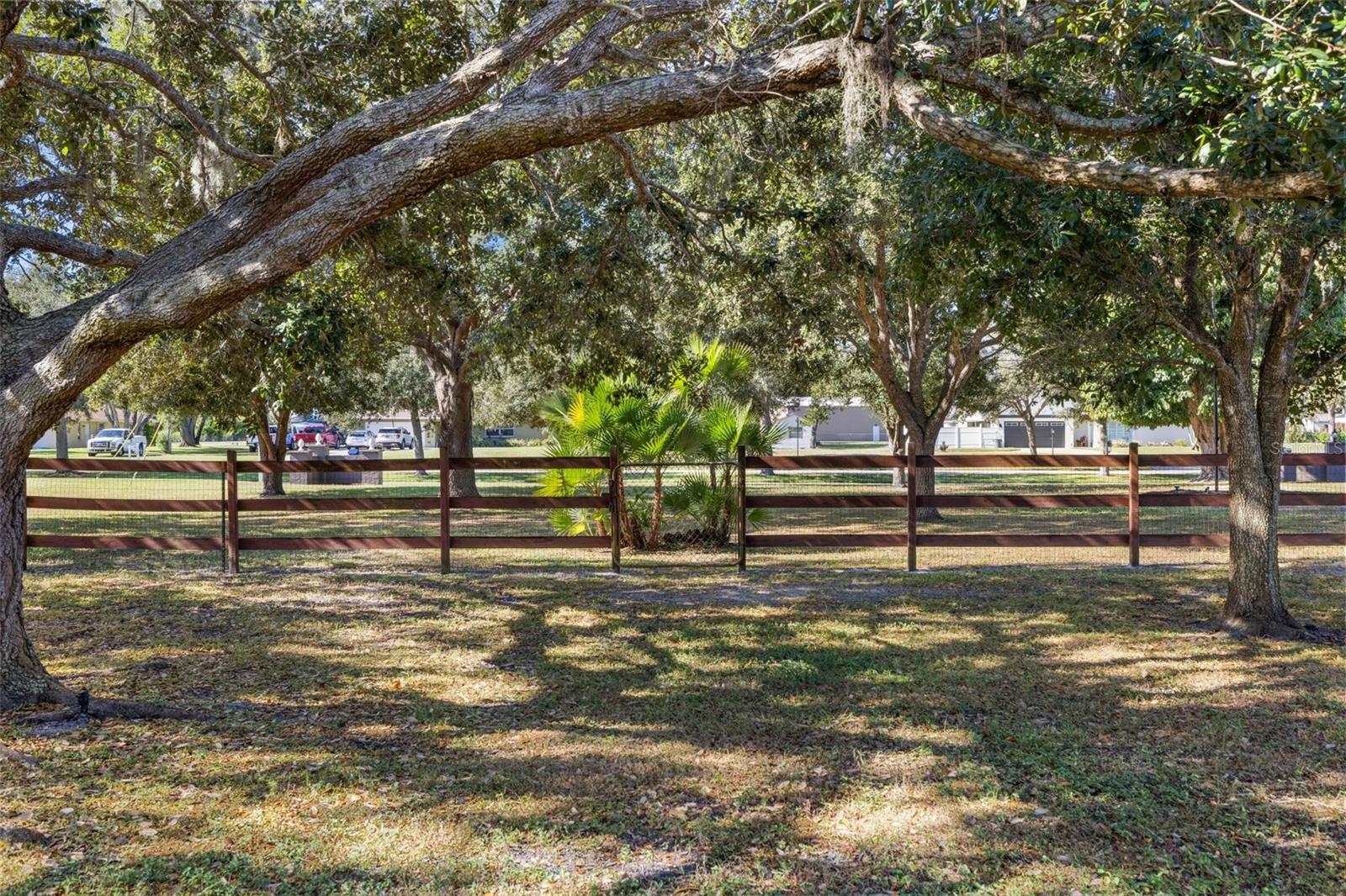 Image 55 of 56 For 1860 Mackintosh Boulevard