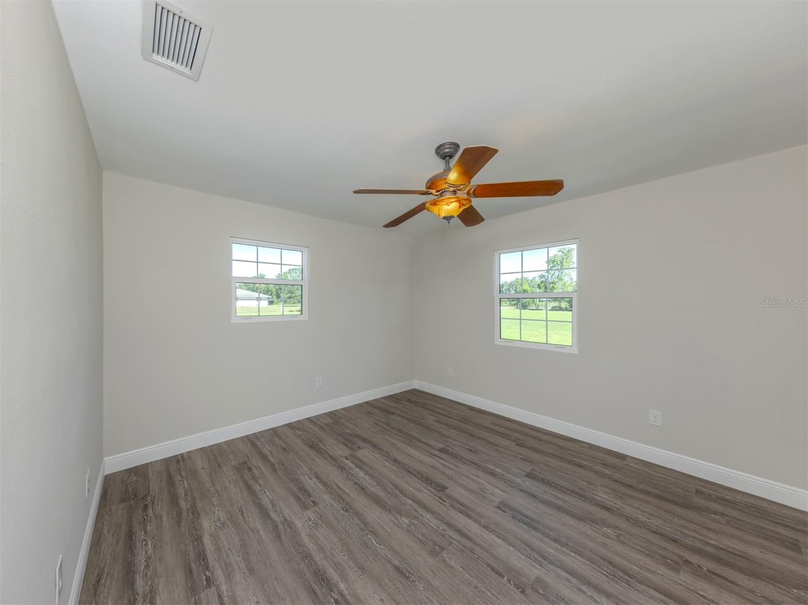 Image 25 of 79 For 16372 Winburn Drive