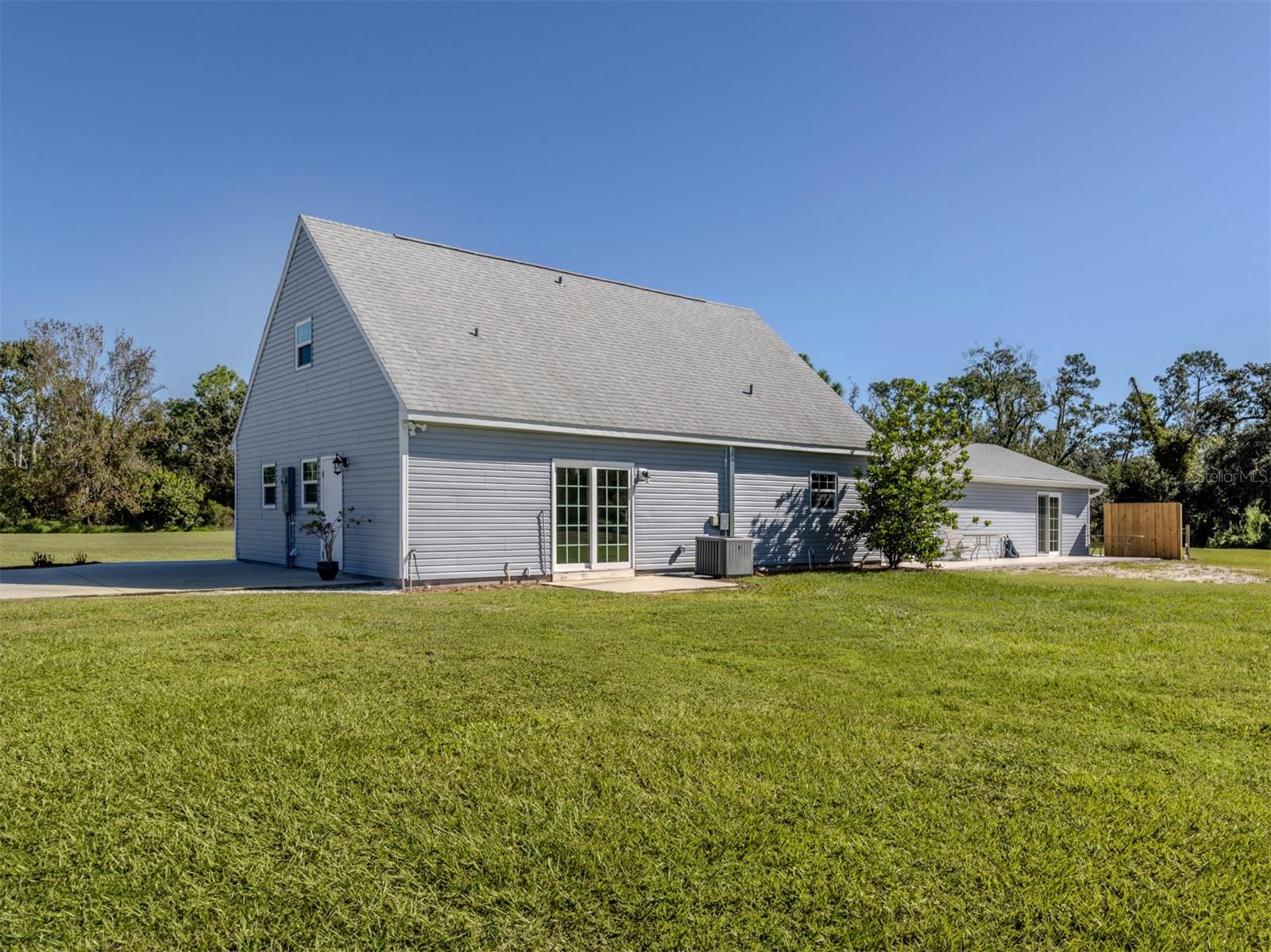 Image 39 of 79 For 16372 Winburn Drive