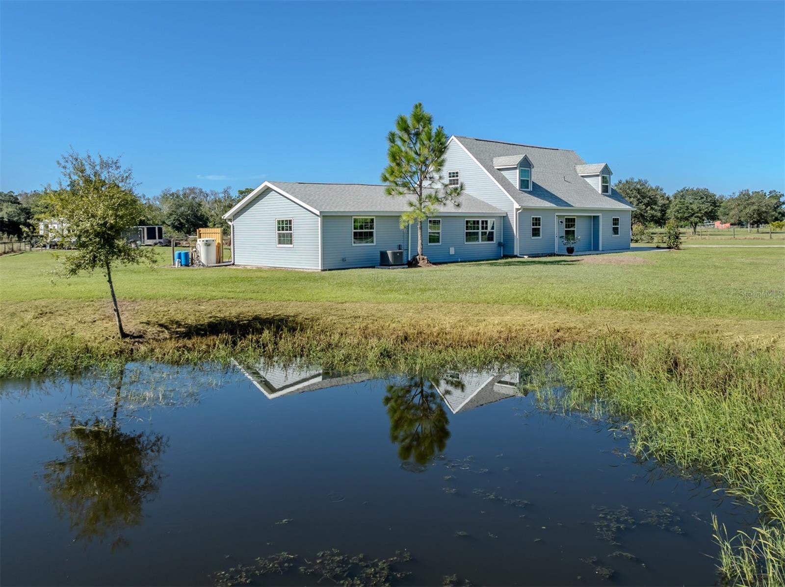 Image 4 of 79 For 16372 Winburn Drive