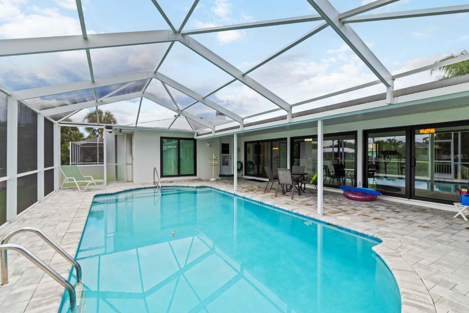 Image 27 of 44 For 18606 Briggs Circle