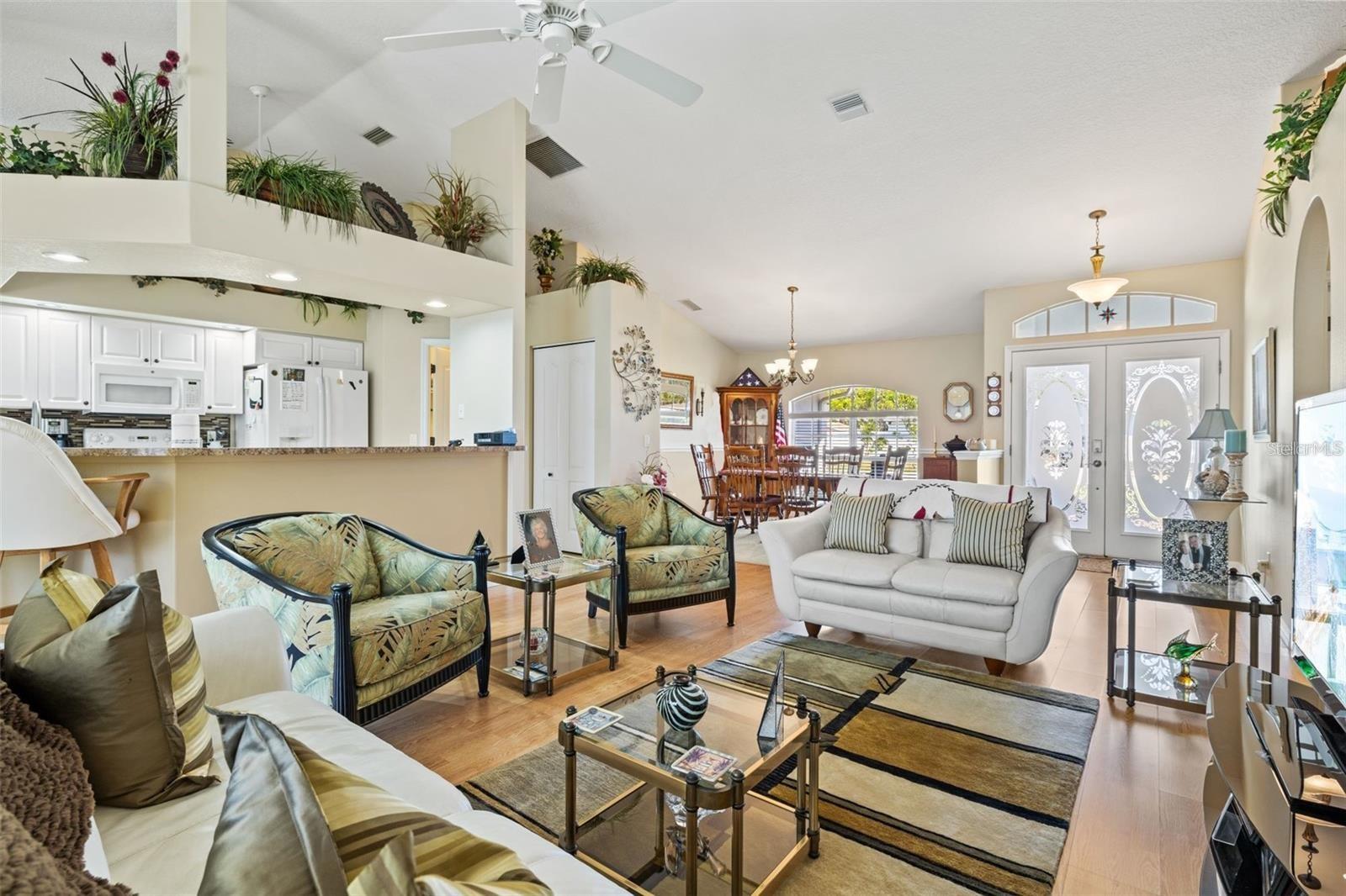 Image 3 of 29 For 830 Poinciana Road