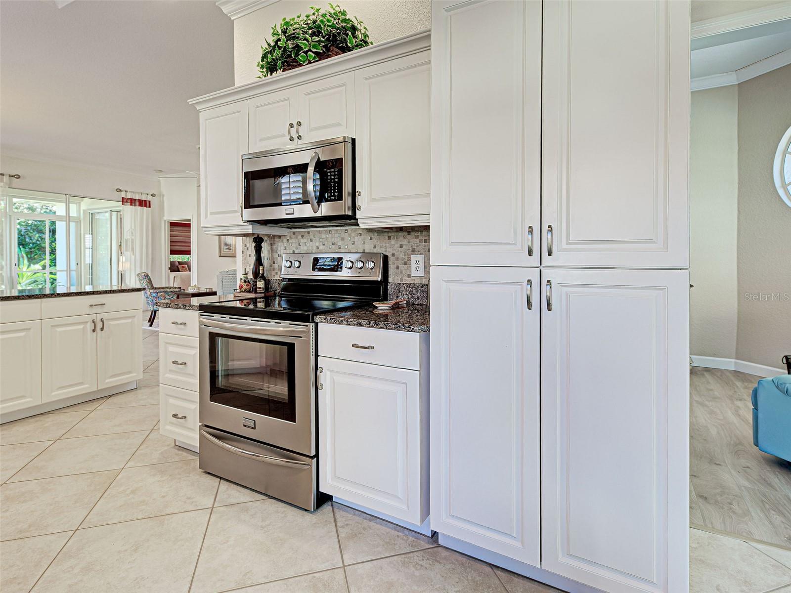 Image 15 of 54 For 120 Grand Oak Circle