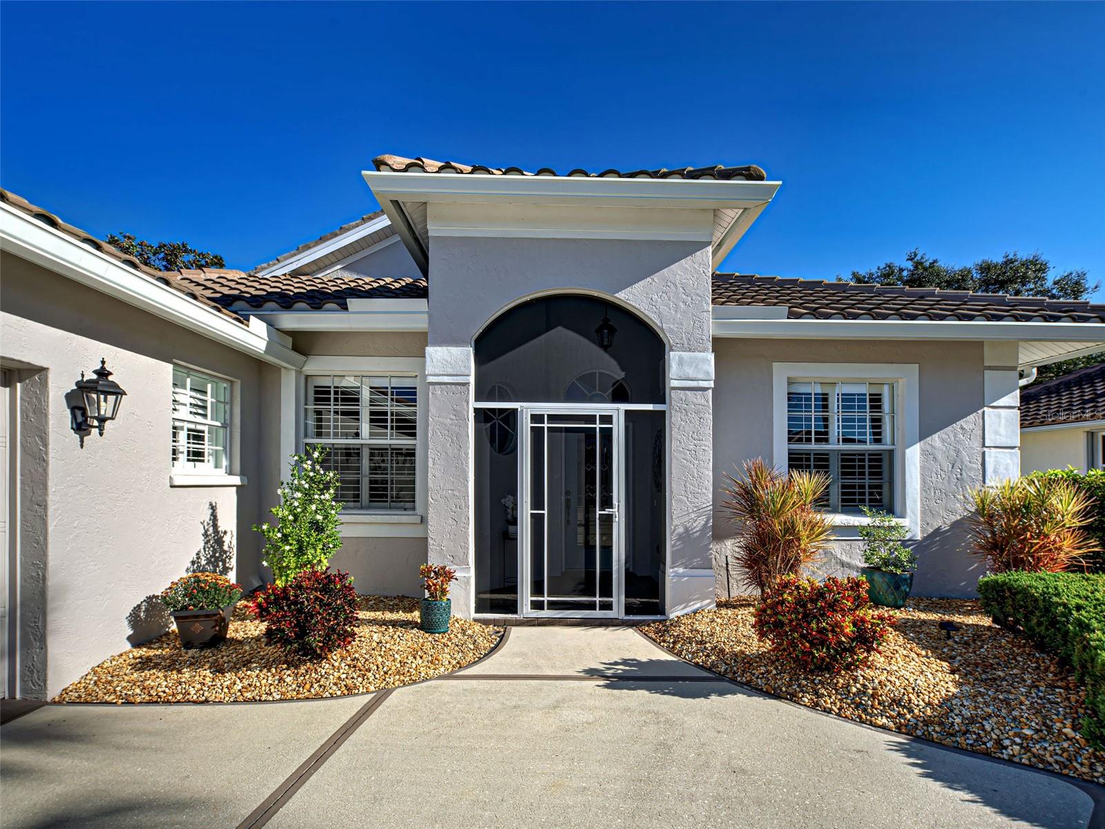 Image 3 of 54 For 120 Grand Oak Circle