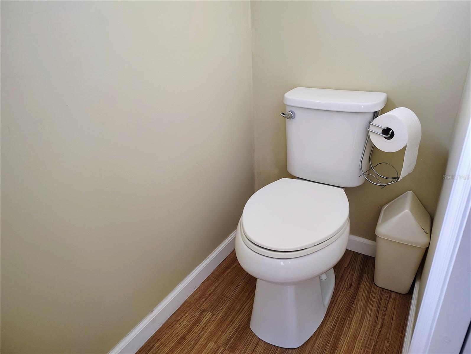 Image 16 of 32 For 6502 Hikina Drive