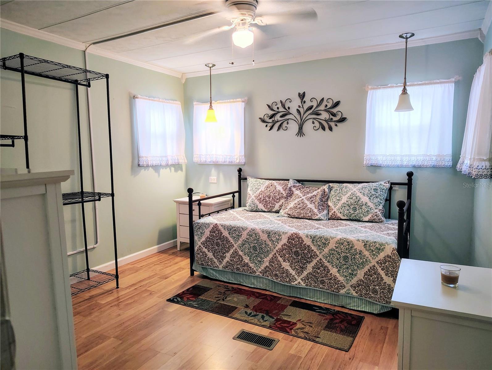 Image 19 of 32 For 6502 Hikina Drive