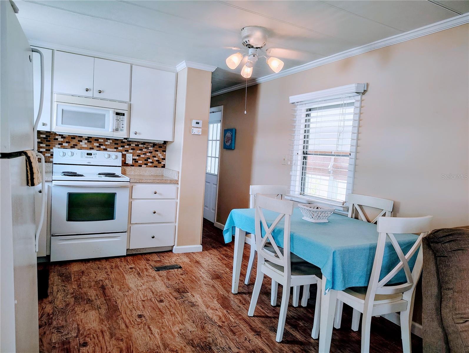 Image 23 of 32 For 6502 Hikina Drive