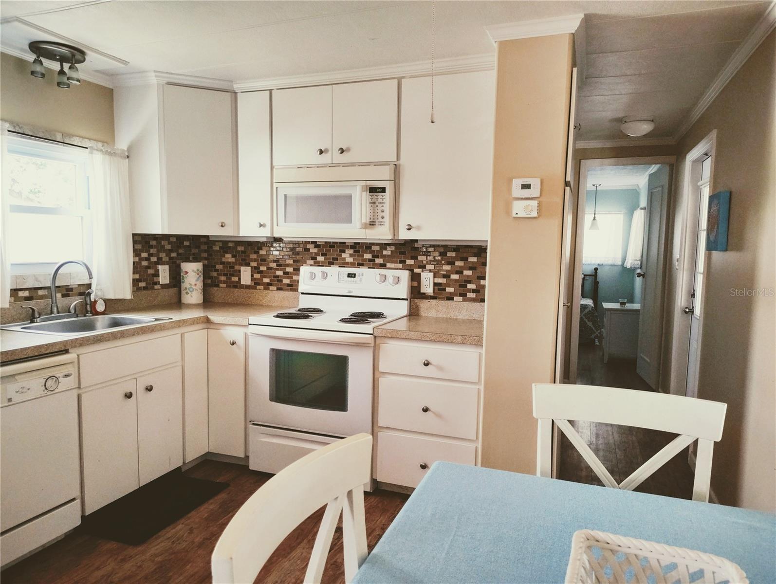 Image 24 of 32 For 6502 Hikina Drive