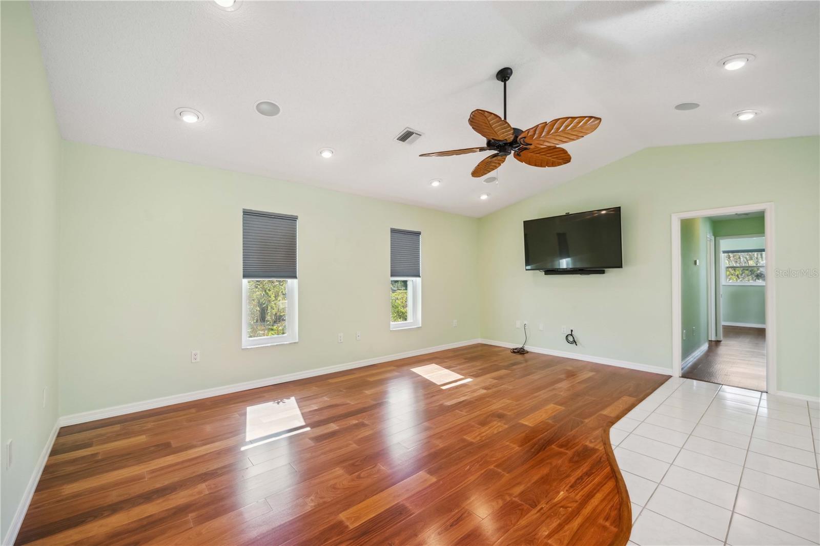 Image 6 of 86 For 5694 Hale Road