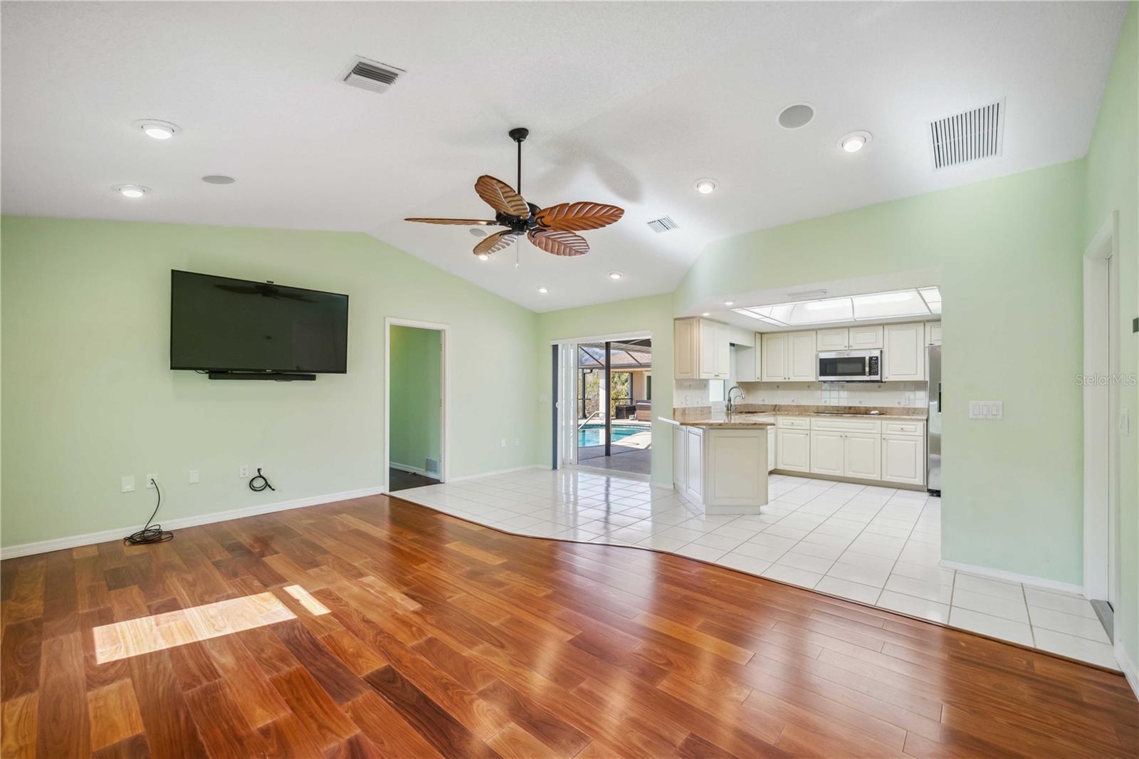 Image 7 of 86 For 5694 Hale Road