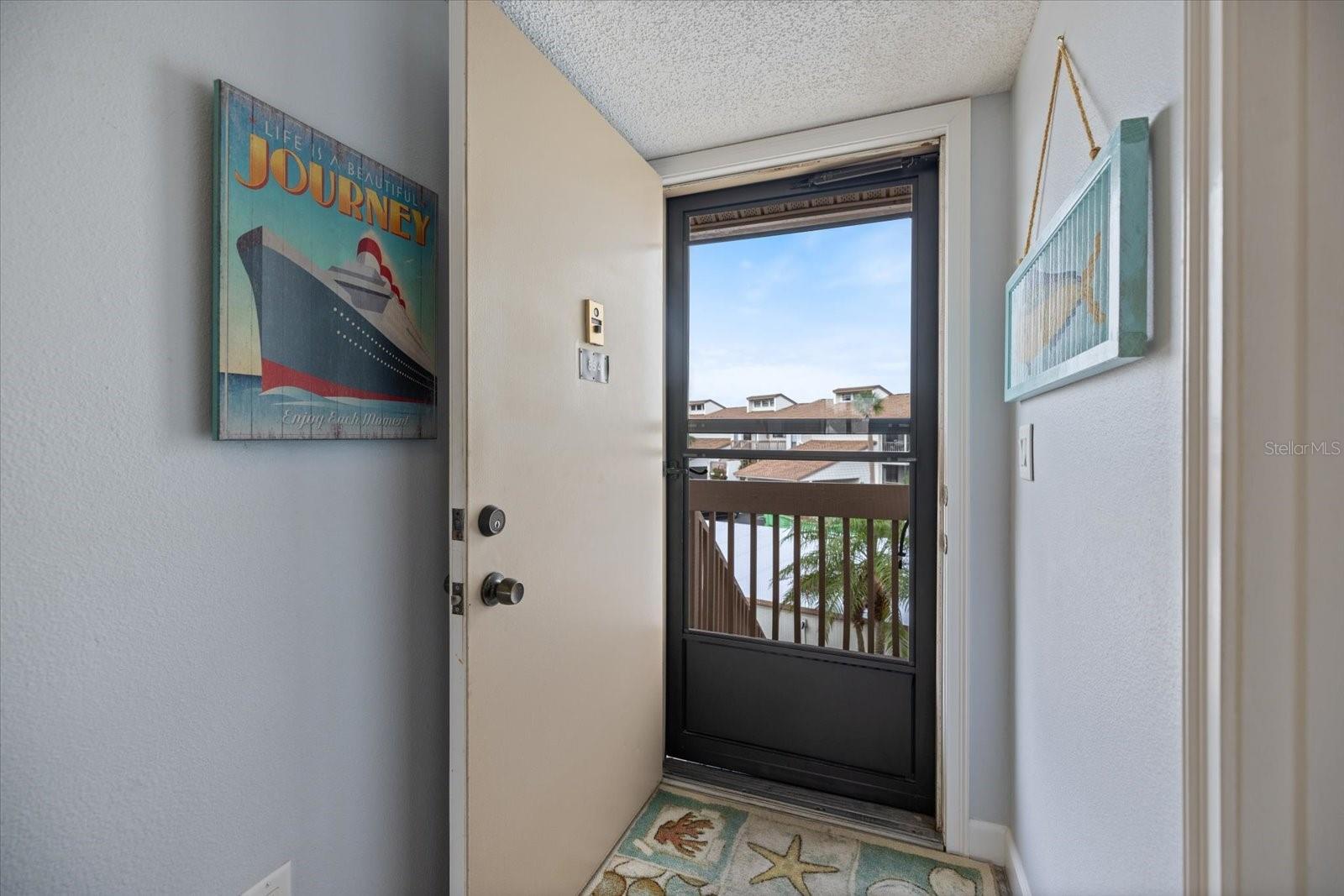 Image 4 of 46 For 854 Bird Bay Way 190
