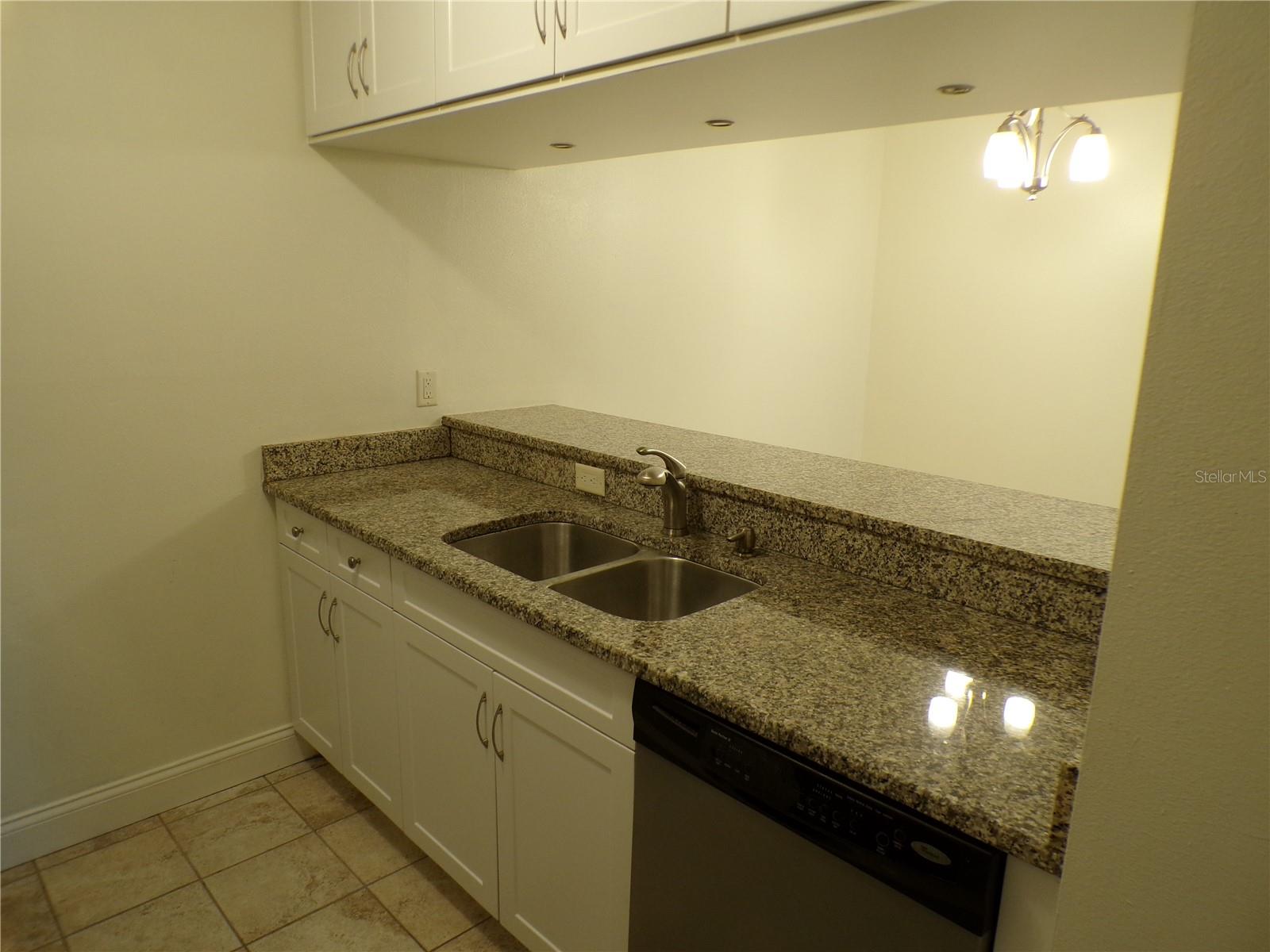 Image 5 of 15 For 622 Bird Bay Drive S 101
