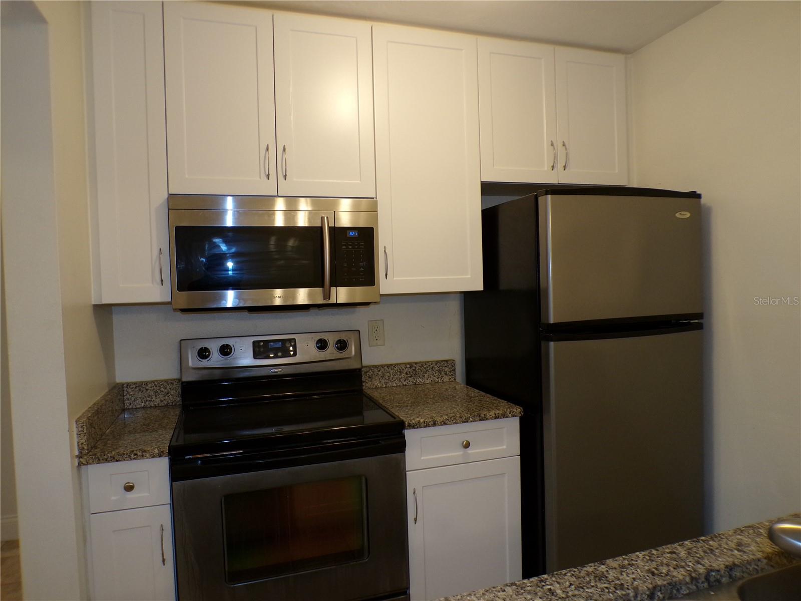 Image 6 of 15 For 622 Bird Bay Drive S 101