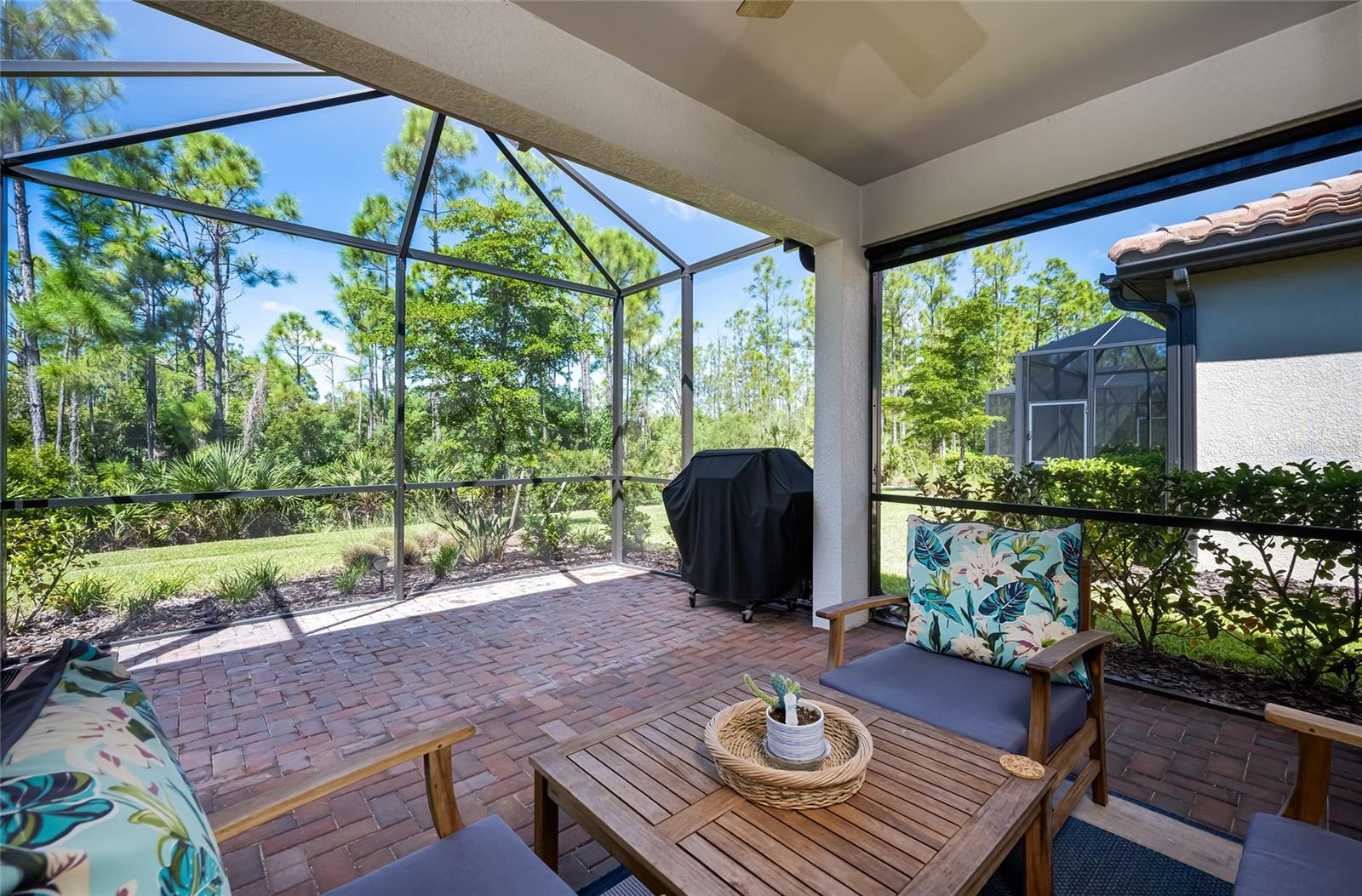 Image 24 of 82 For 2751 Lavandula Court