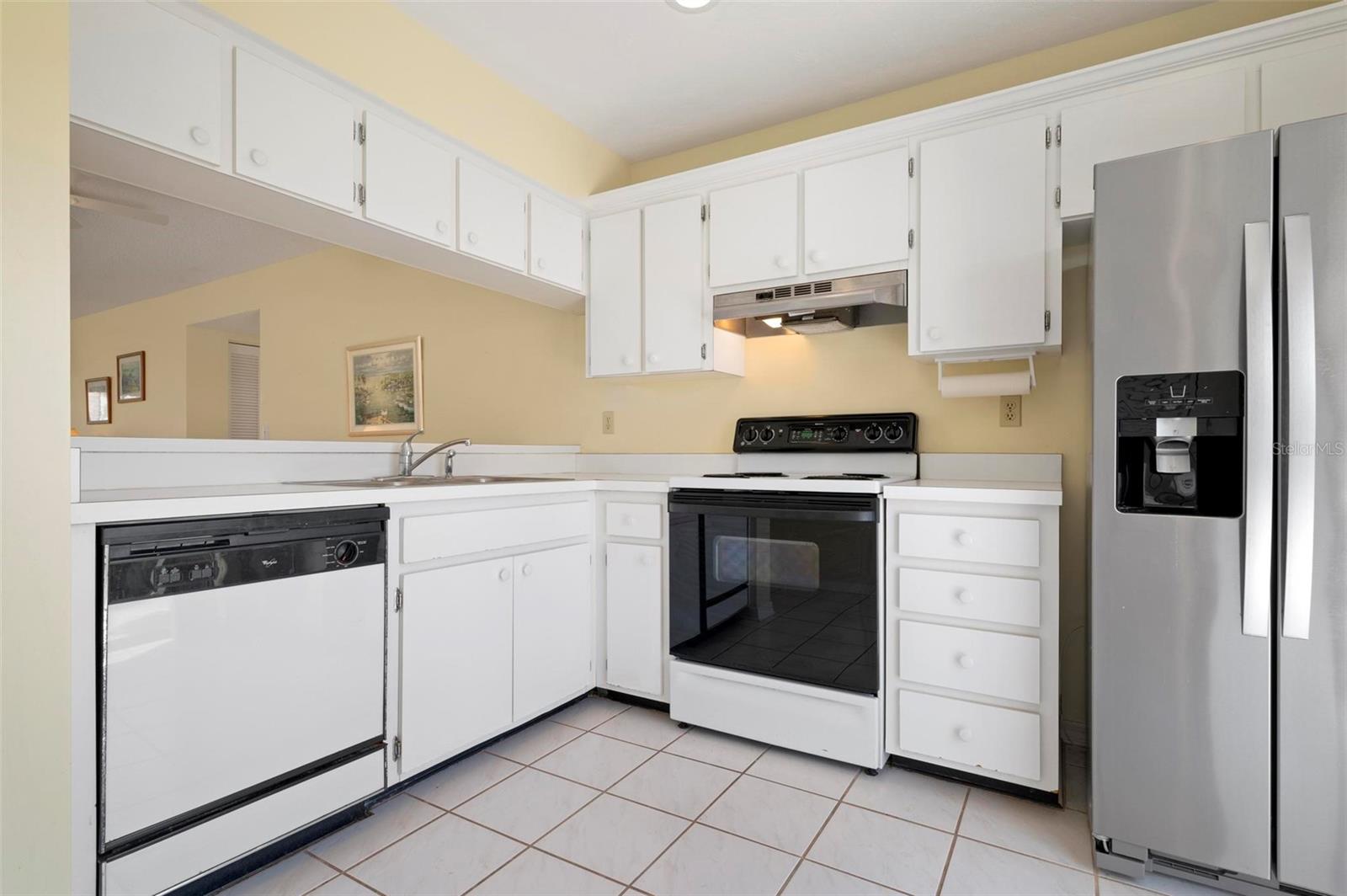 Image 13 of 71 For 451 Wexford Circle 86