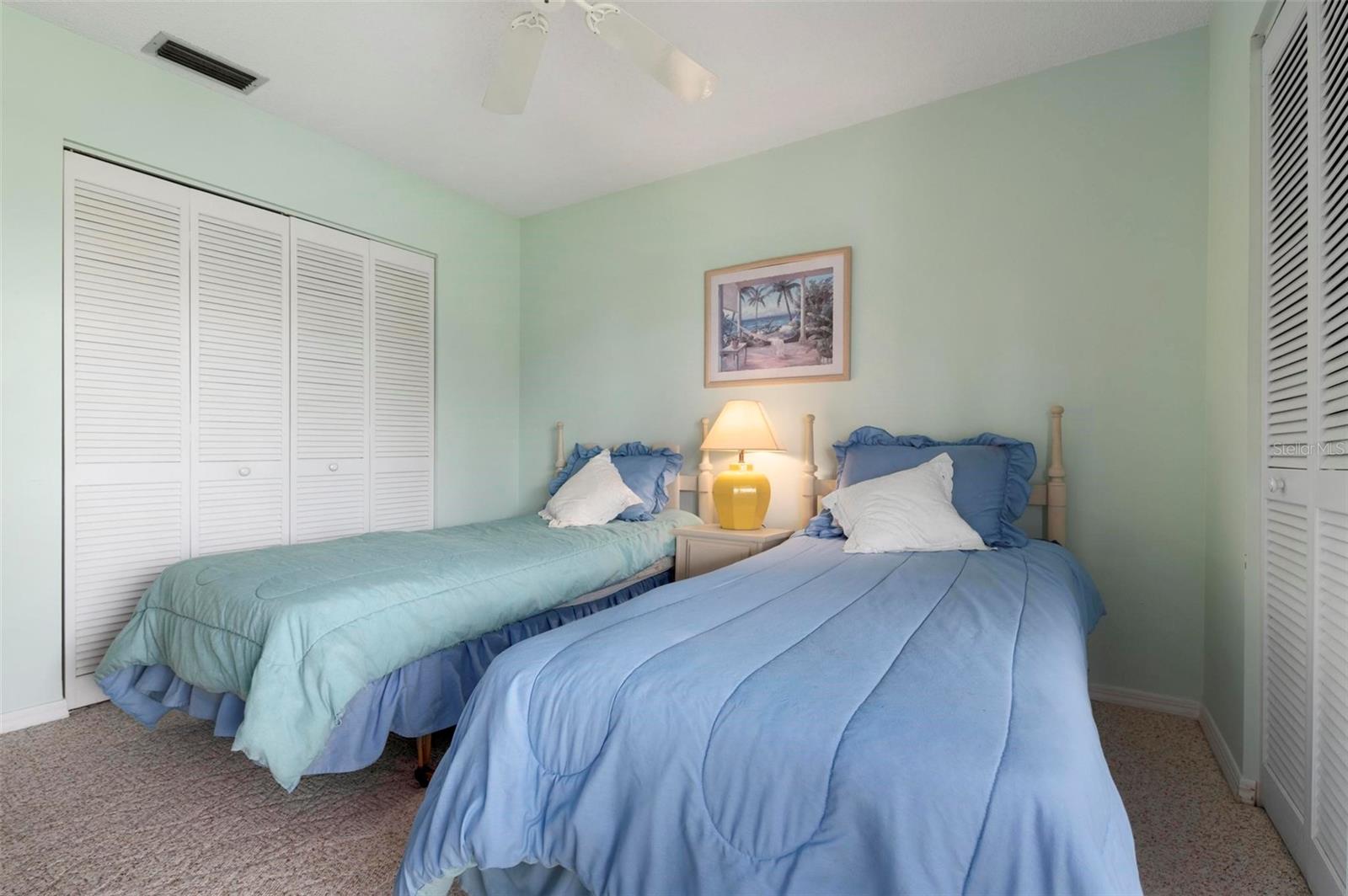 Image 19 of 71 For 451 Wexford Circle 86