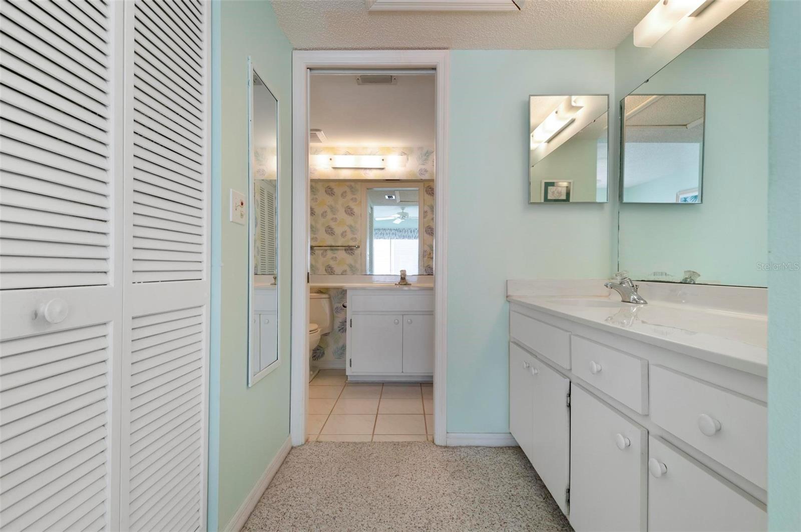 Image 24 of 71 For 451 Wexford Circle 86