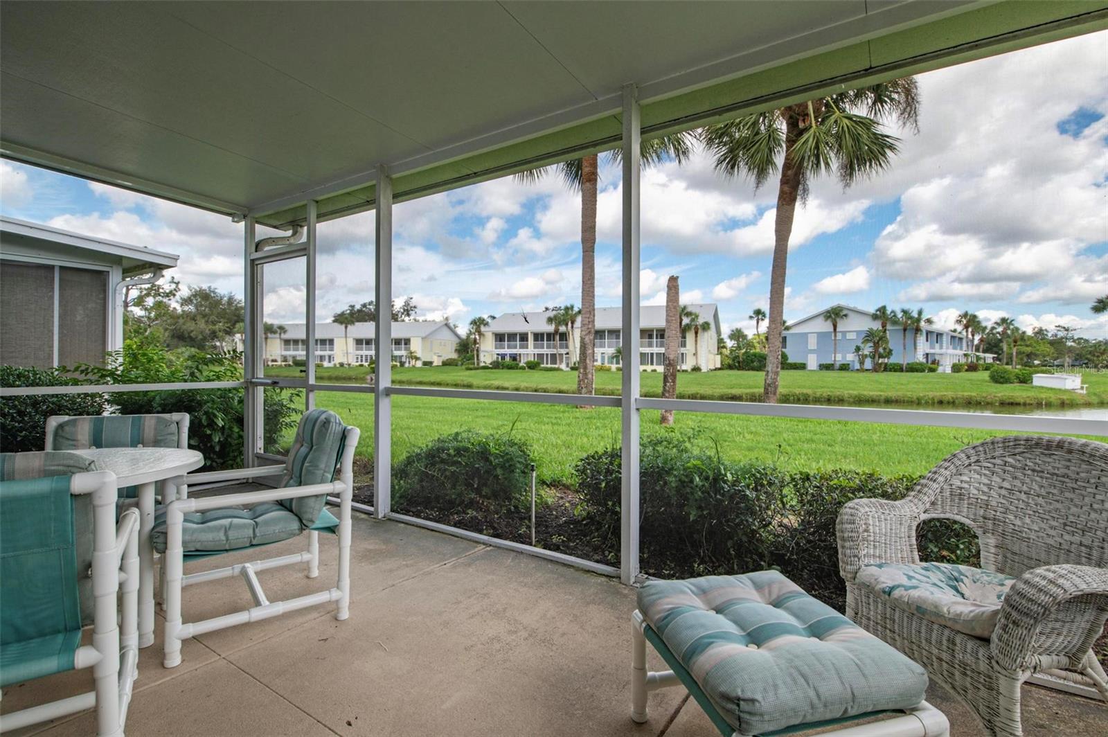 Image 29 of 71 For 451 Wexford Circle 86