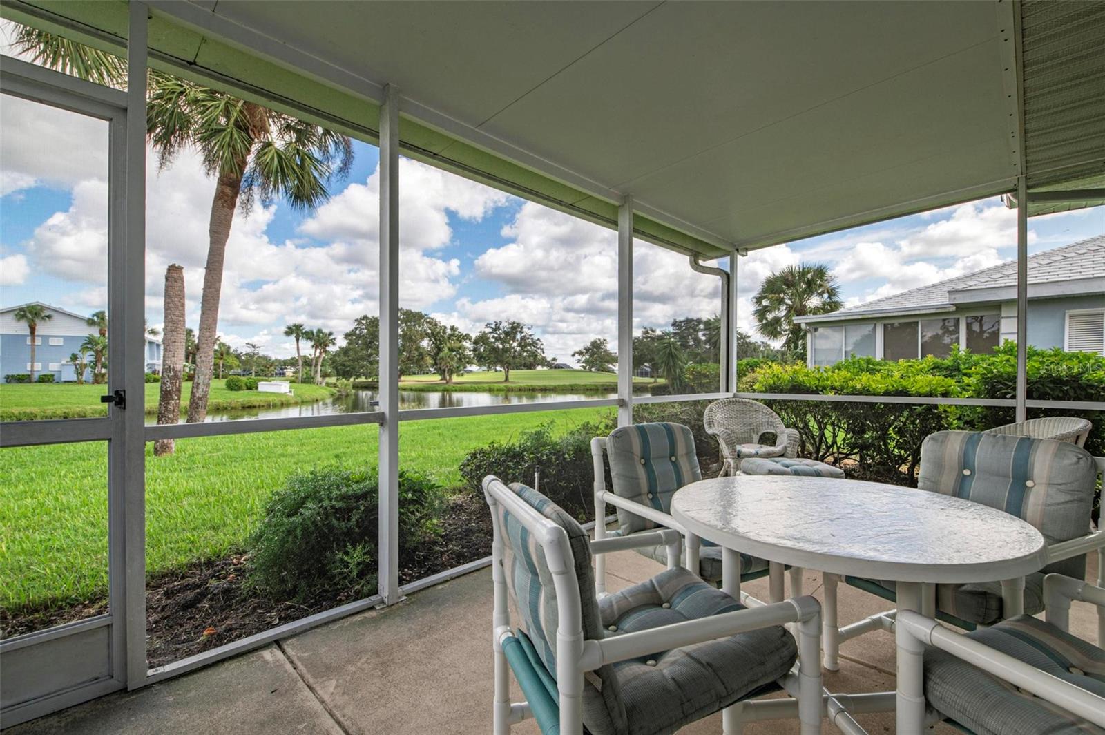 Image 30 of 71 For 451 Wexford Circle 86
