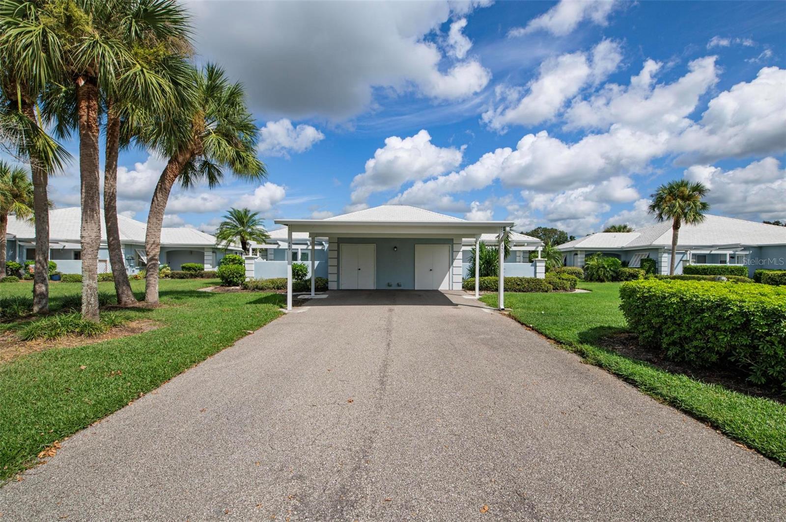 Image 38 of 71 For 451 Wexford Circle 86