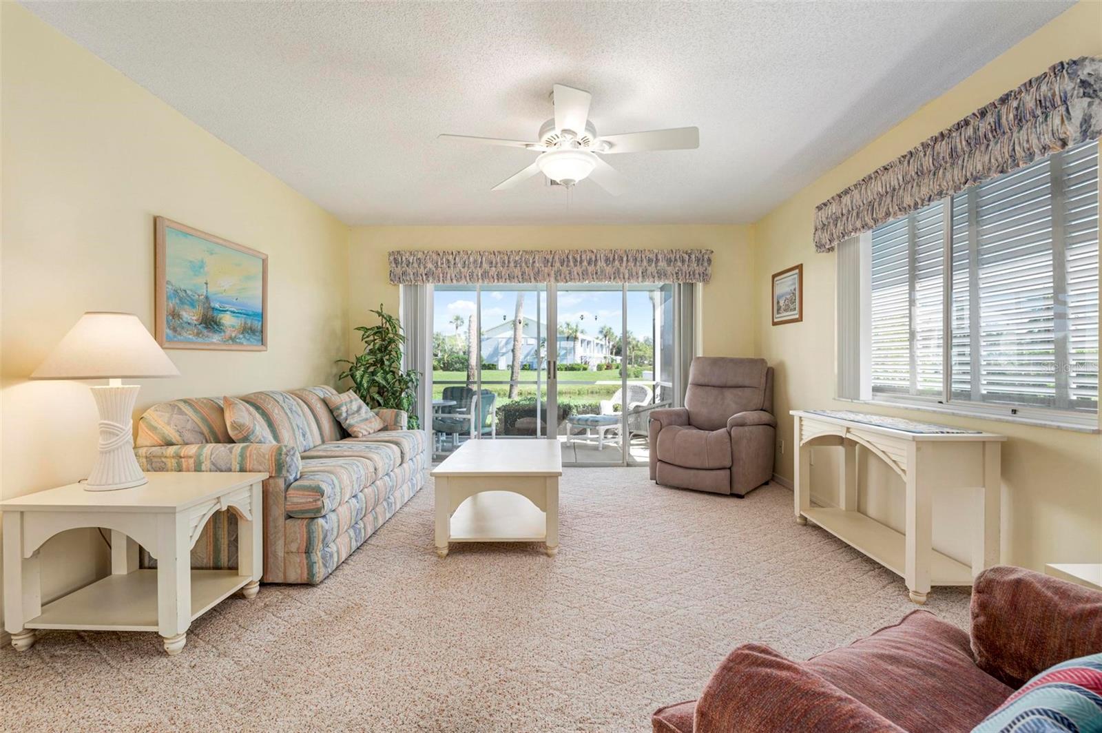 Image 5 of 71 For 451 Wexford Circle 86