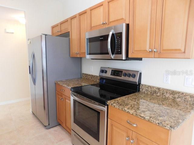 Image 5 of 18 For 4244 Vicenza Drive B34