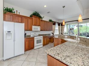 Image 13 of 68 For 117 Savona Way