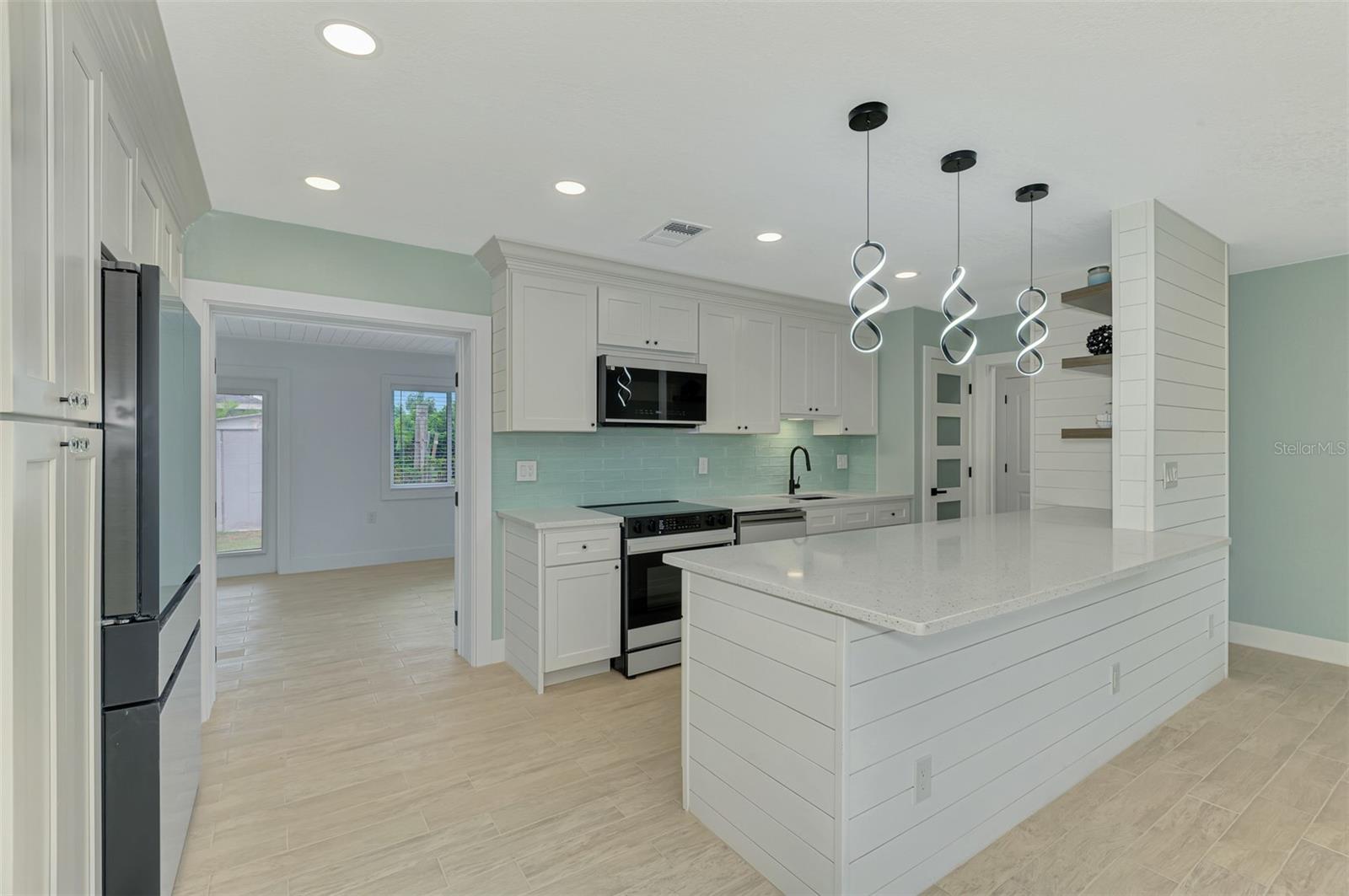 Image 12 of 40 For 247 Argus Road