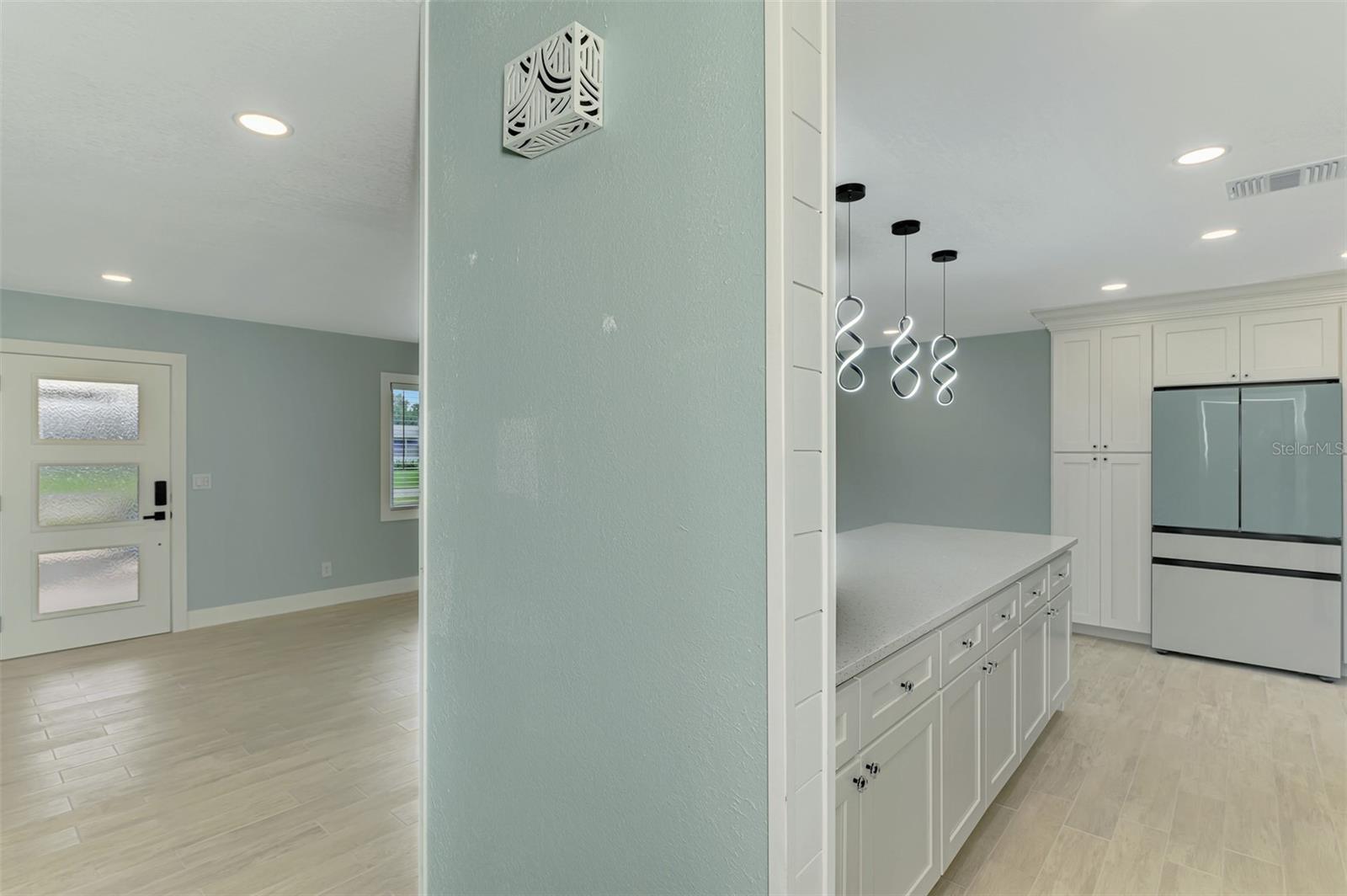 Image 18 of 40 For 247 Argus Road