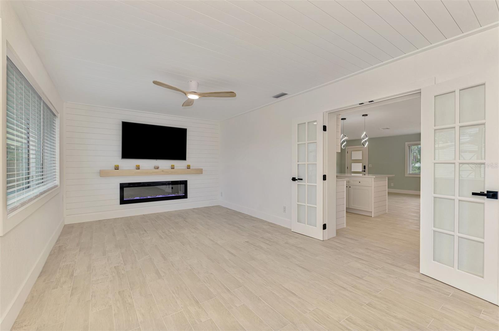 Image 35 of 40 For 247 Argus Road