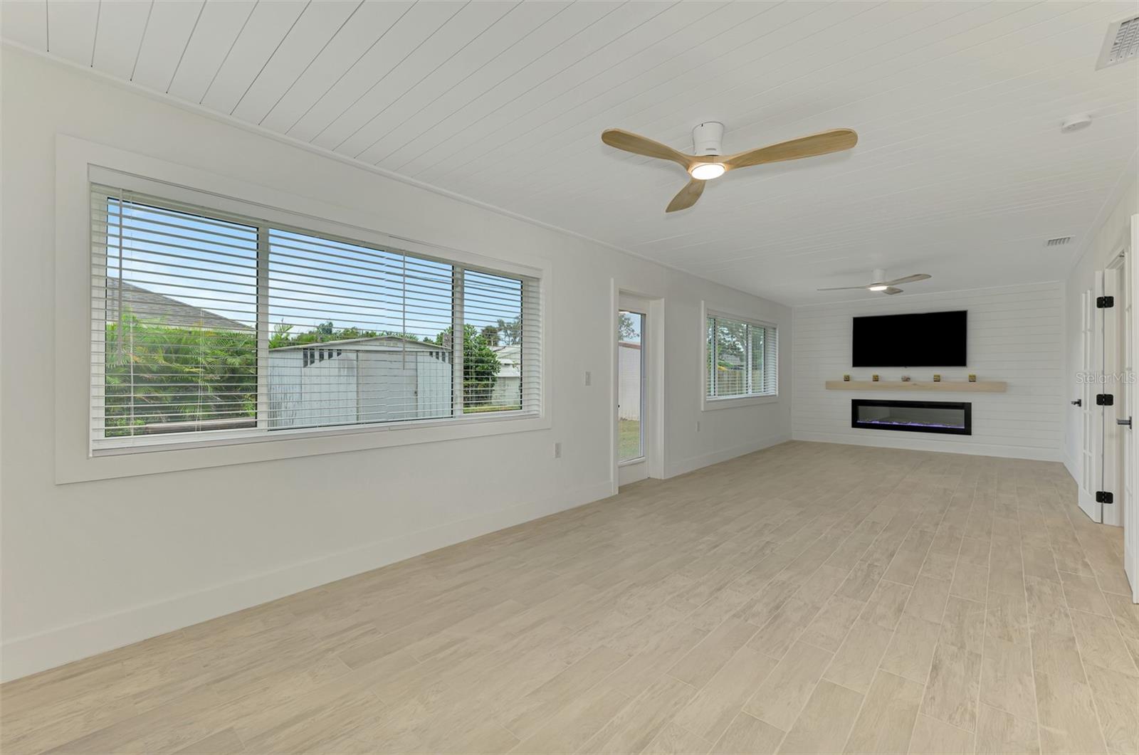 Image 40 of 40 For 247 Argus Road