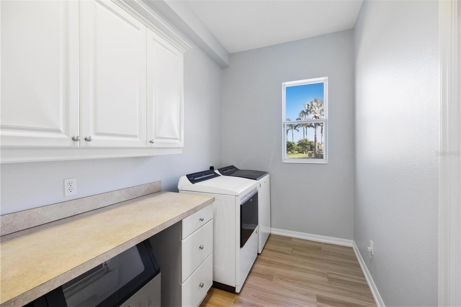 Image 49 of 66 For 19023 Midway Boulevard