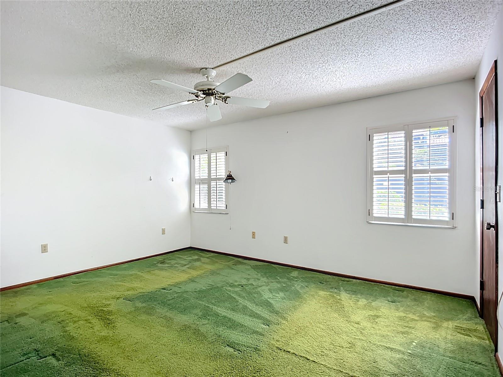 Image 14 of 46 For 3279 Beneva Road 102