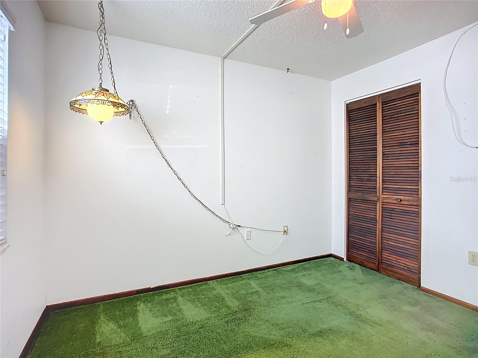 Image 22 of 46 For 3279 Beneva Road 102