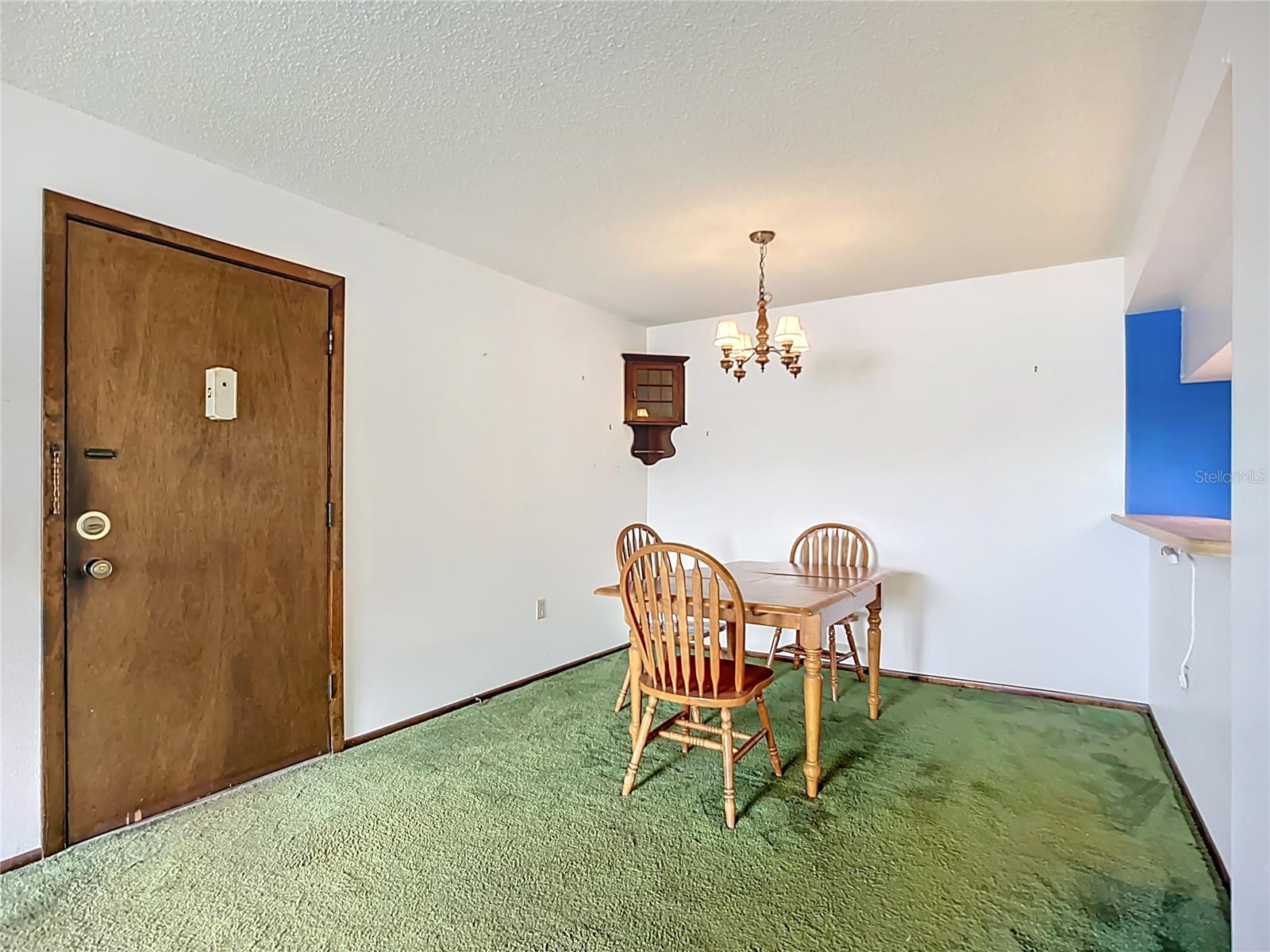 Image 29 of 46 For 3279 Beneva Road 102