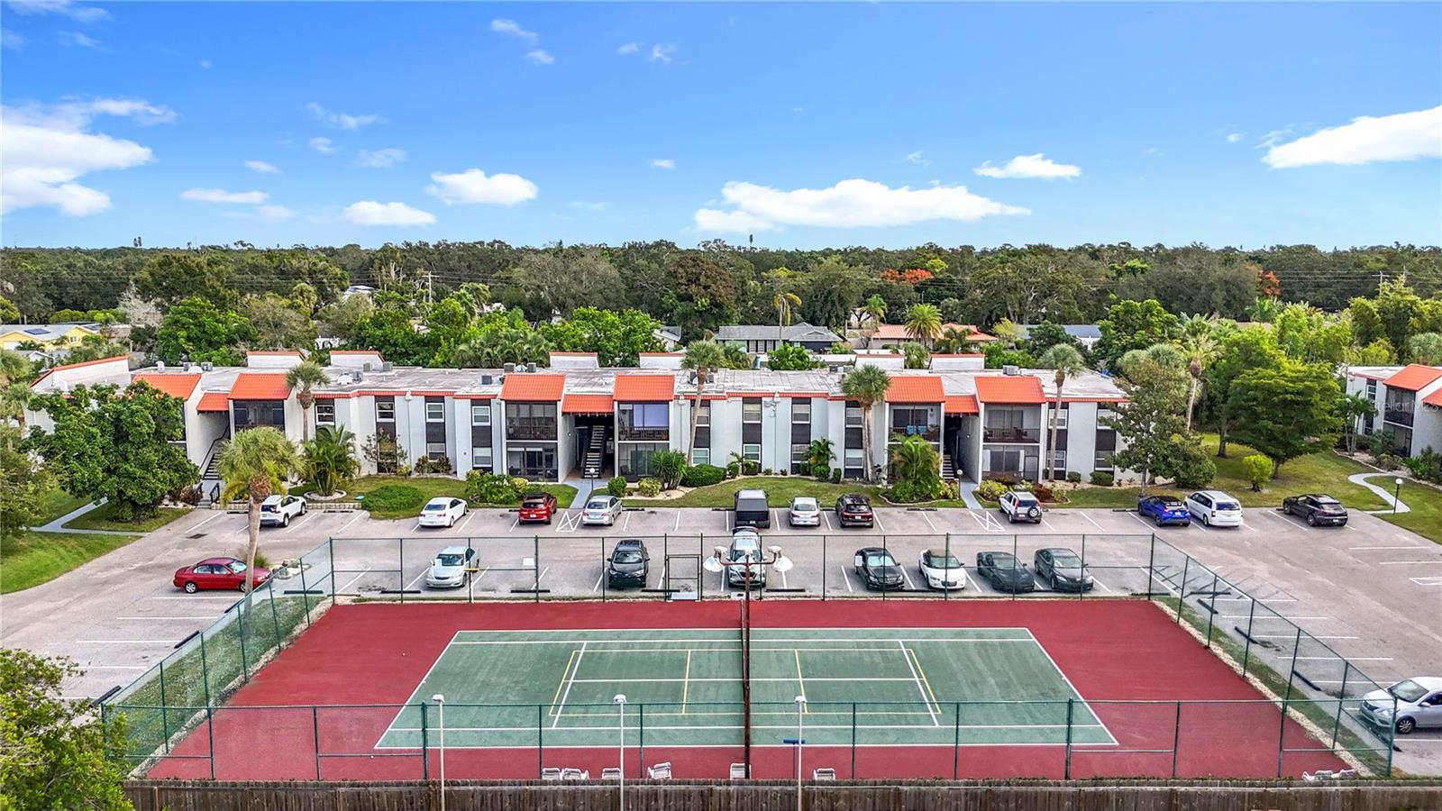 Image 37 of 46 For 3279 Beneva Road 102