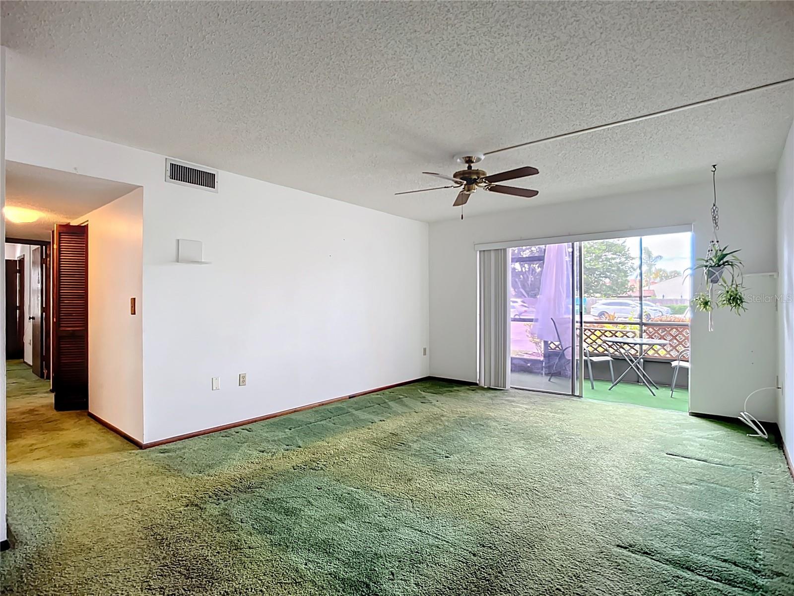 Image 5 of 46 For 3279 Beneva Road 102