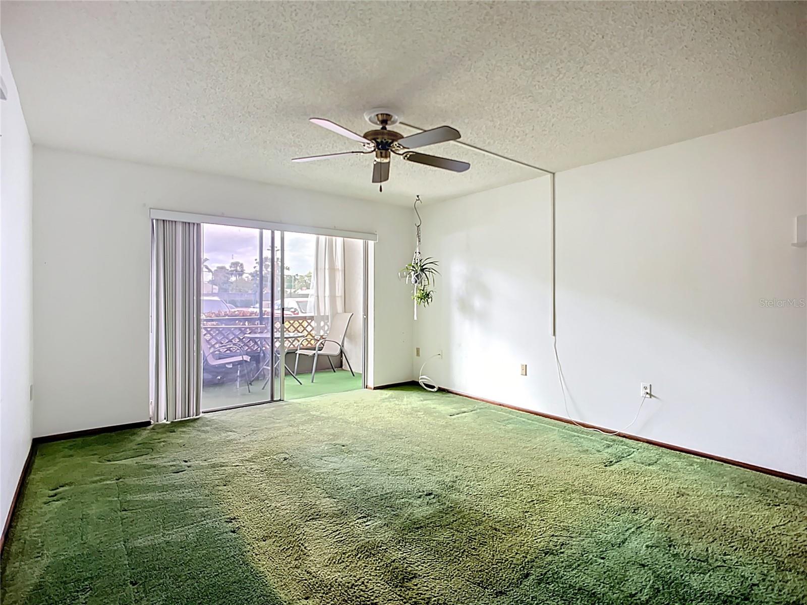 Image 7 of 46 For 3279 Beneva Road 102