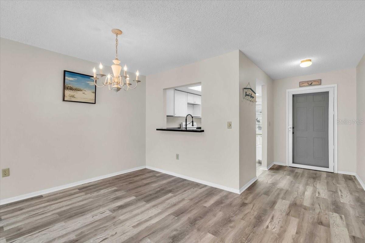 Image 8 of 35 For 380 Three Lakes Lane K