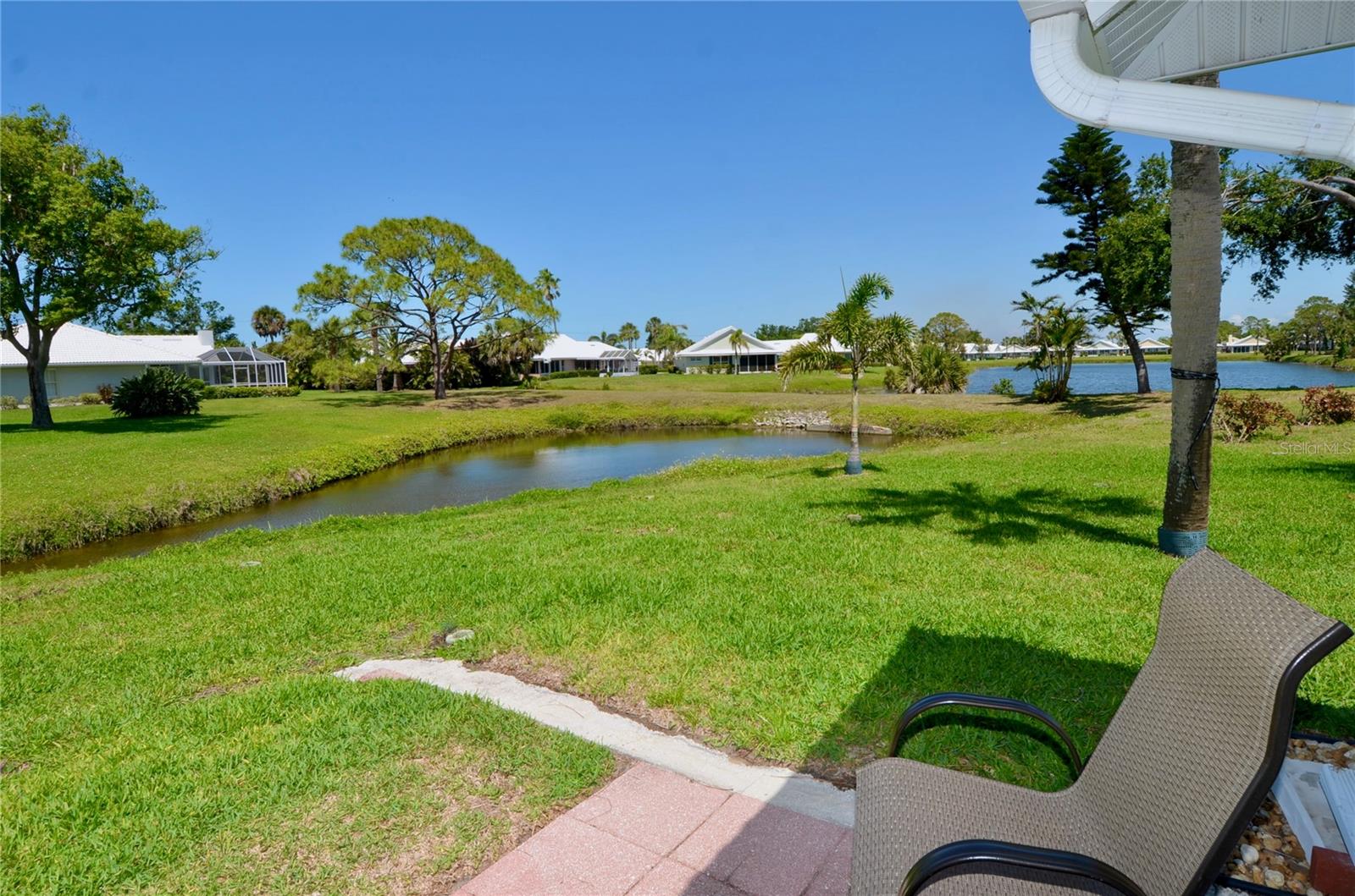 Image 41 of 77 For 611 Paget Drive